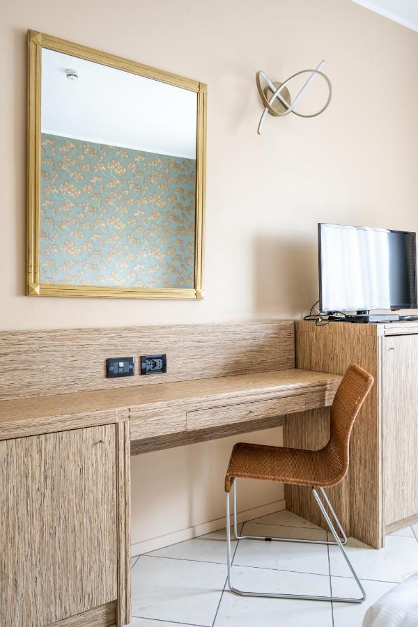 Hotel Parisi Nichelino Luaran gambar