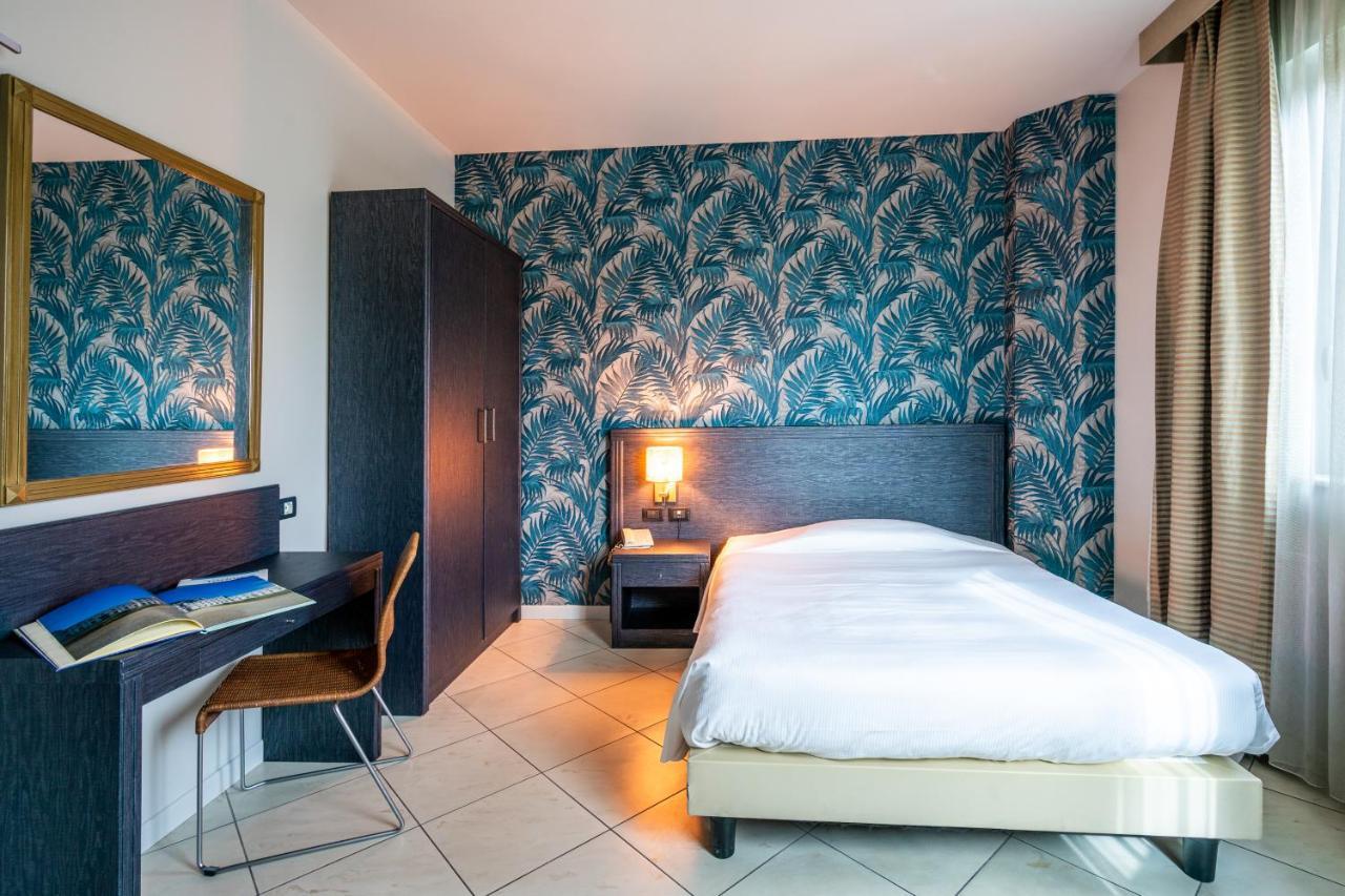 Hotel Parisi Nichelino Luaran gambar