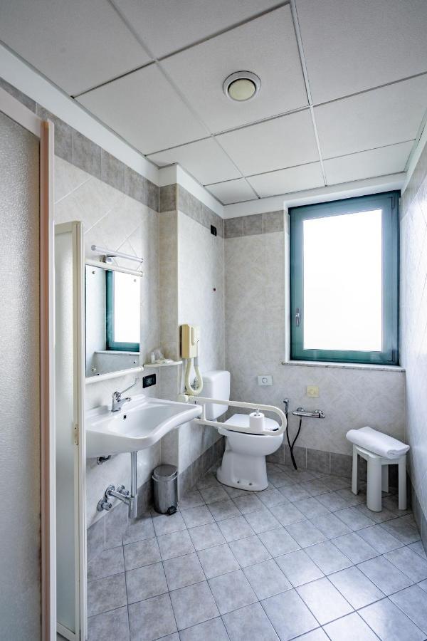 Hotel Parisi Nichelino Luaran gambar