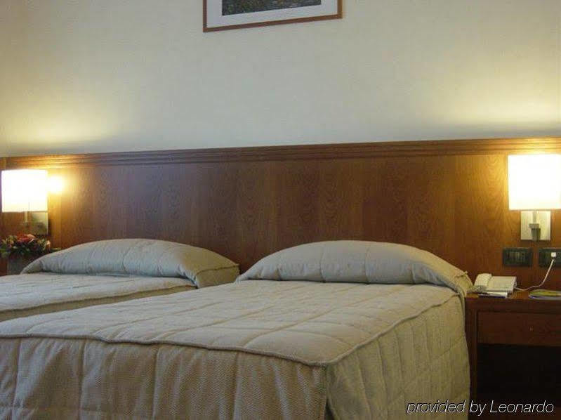 Hotel Parisi Nichelino Luaran gambar