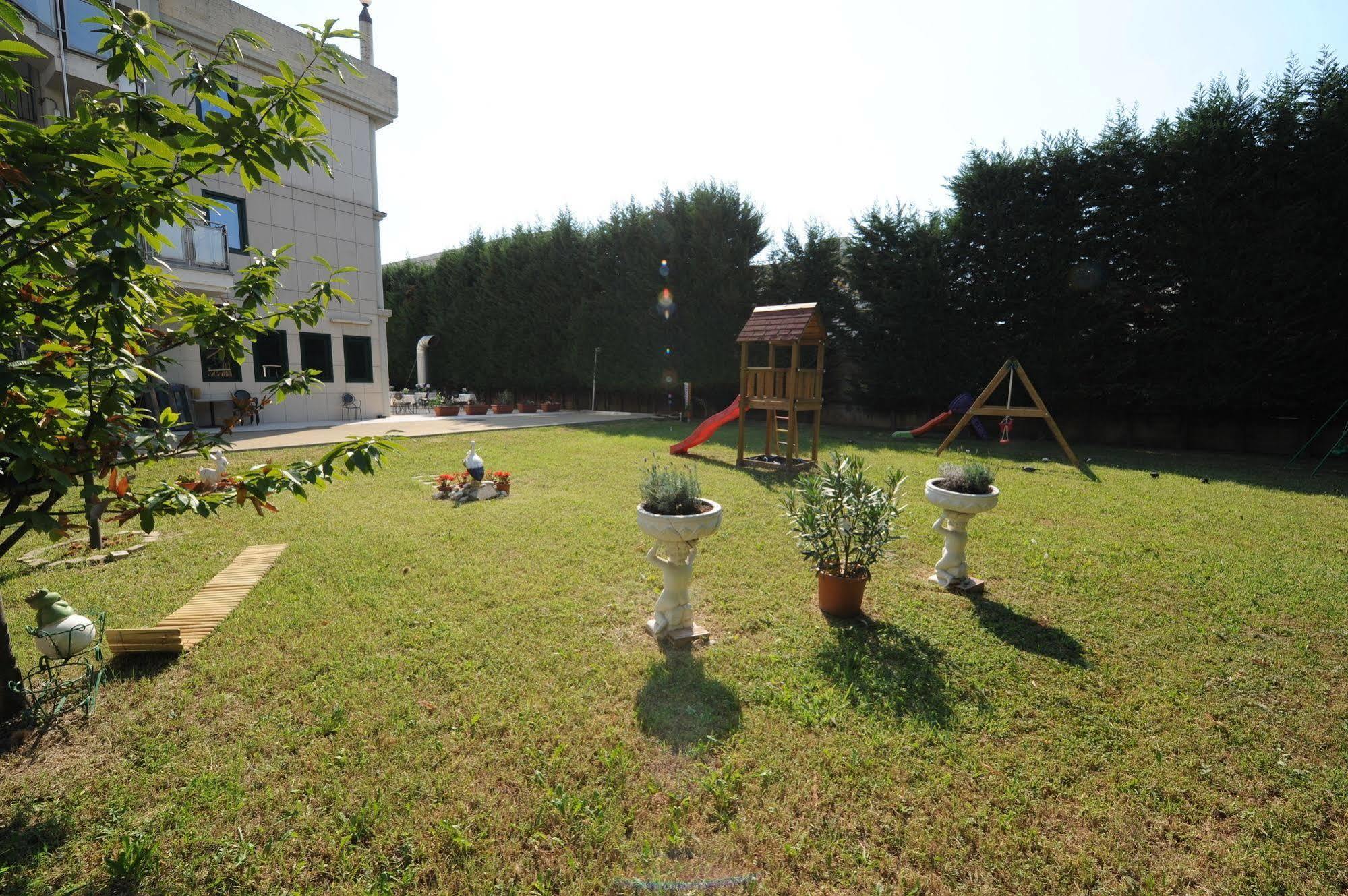 Hotel Parisi Nichelino Luaran gambar